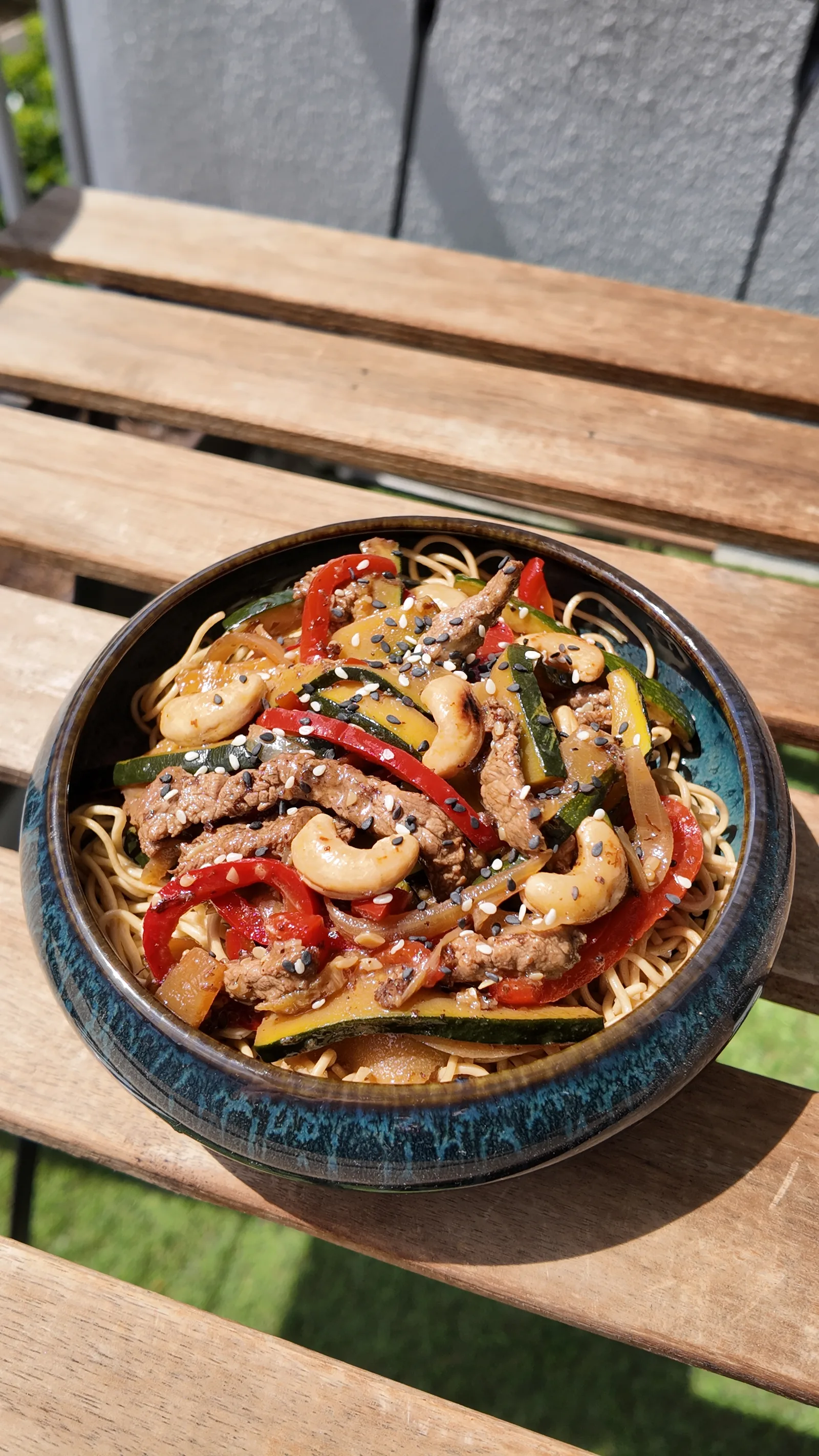 Wok de bœuf aux noix de cajou